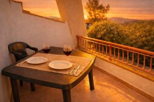 Pool & Sea House Vittoria - WiFi, A-C, front Eolie