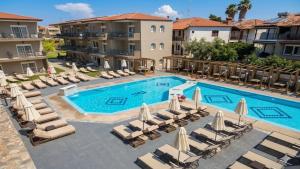 Royal Hotel and Suites