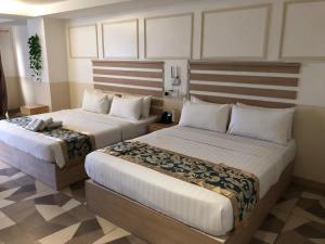 Sunday Sky Hotel in Korean Town Angeles, Near Clark International Airport