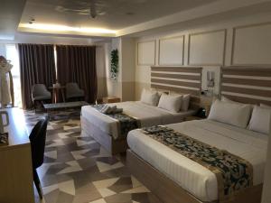 Sunday Sky Hotel in Korean Town Angeles, Near Clark International Airport