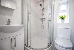 Modern Stay Near Swansea Uni & Singleton Hospital