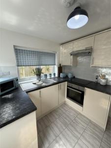 Modern Stay Near Swansea Uni & Singleton Hospital