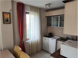 Fancy Apartment in Chateau Nessebar Complex with a Sea View , only 100m from the beach