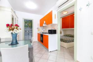 Sea Paradise Apartment