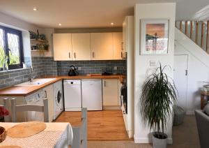 Willow Cottage- Boscastle, Perfect for 2 or 4!