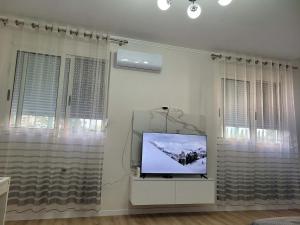 Cozy Renovated Studio - 10 min to City Center