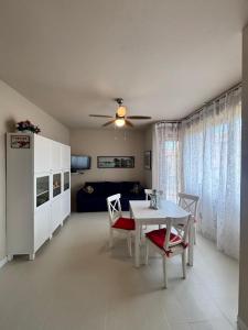 Azimut Apartment with parking