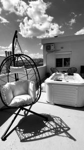 Krezias Apartments K1 Acropolis View & Jacuzzi !