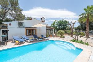 YourHouse Crestaix finca with pool