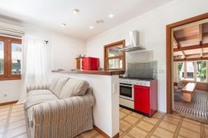 YourHouse Crestaix finca with pool
