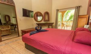 Mission Villas, Big Creek, Isla Colon, Bocas del Toro, Panama