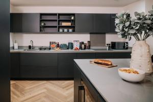 Lockside Apartment 24