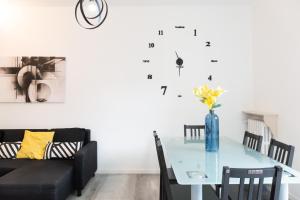 Premium 3 Rooms apartment in Navigli, Darsena