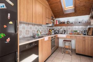 Charming Alpine Apt with View 5min to Interlaken Ost