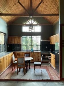 Buye Holiday House