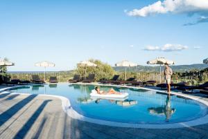 NIOLEO - Apartments and Pool