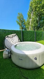 Danube Panorama House - River View, Jacuzzi & Nature