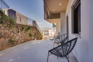 Kastella Bay Panorama in Piraeus - Ground Floor