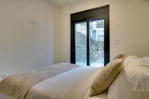 Kastella Bay Panorama in Piraeus - Ground Floor