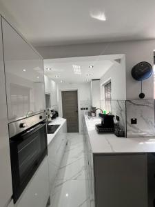 Modern home for family, friends and contractors
