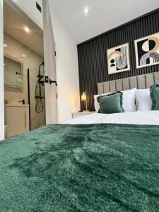 Modern home for family, friends and contractors