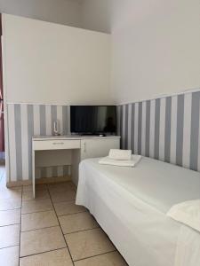 GARIBALDI ROOMS
