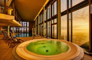 InterContinental Warszawa by IHG