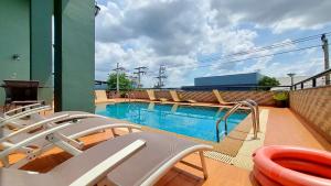 Cozy Donmueang Hotel