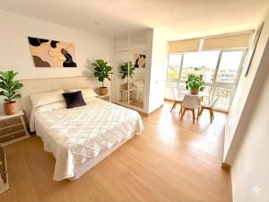 Cozy apartment near the sea
