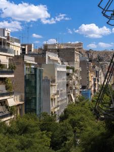 Athens Acropolis View Balcony 2 Min to Metro