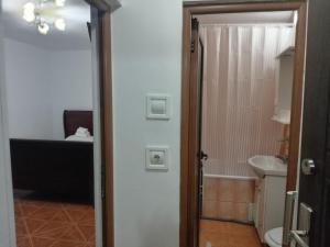 Home1