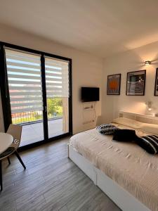 Casa Tirana 24 - A soli 15 minuti dal centro di Milano - Collegamento diretto con Aeroporto di Linate
