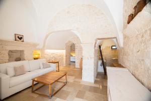 Trullo NiDo suite con piscina in comune