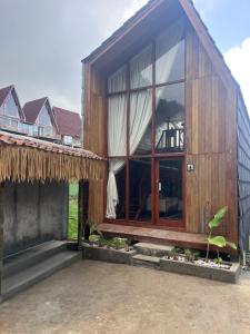 Cabin Hillside Dieng