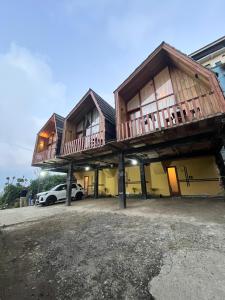Cabin Hillside Dieng