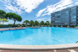 Piscina Gratis, Paradise Sea View