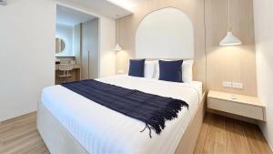 Kamala Condo Sea View Pool & Gym