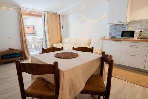 Magical Loft, Private Jacuzzi & Paradise Beach