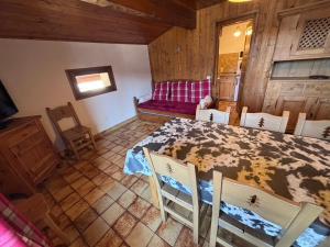 Appartement LEtale, Chez francine
