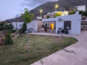 Tsitsinos Village Cottage