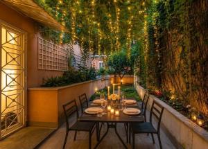 Vatican City Historic Center -Luxury Flat with Garden and Private Parking