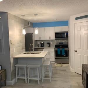 Villa del Sol Condo,inum