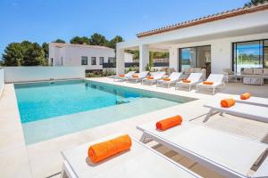 Villa Casa Pi by Villa Plus