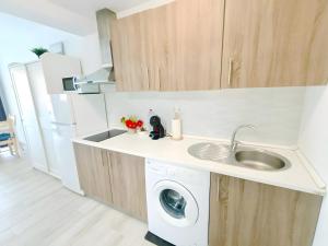 Acogedor Estudio En Benal Beach
