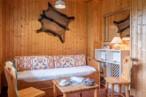 Apartment overlooking the Mont Blanc range