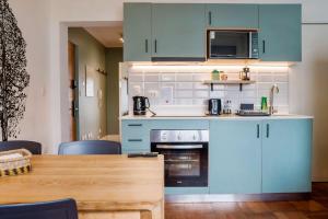Modern Apartment - Providencia Urban Escape