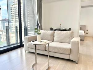 Sukhumvit 11#Luxury#Pool#Gym#BTS Nana&MRT Sukhumvit#1BR#Max2ppl
