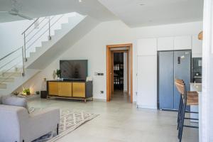 Luxury Penthouse with Private Pool Playa Bonita