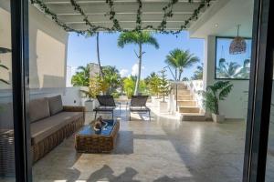 Luxury Penthouse with Private Pool Playa Bonita
