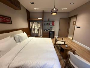 Atrah Quiet Stylish Studio